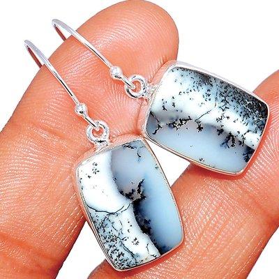 Dendrite opal