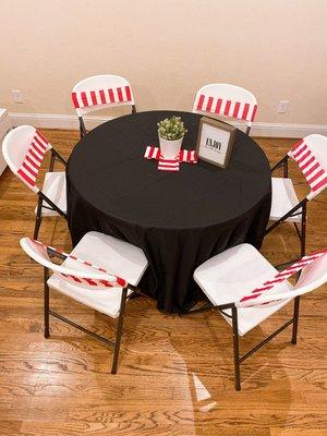 ChairAndTableForYou, es su ventanilla única para eventos en Houston y áreas aledañas para el alquiler de sillas, mesas y manteles.