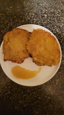 Potato latkas with apple sauce