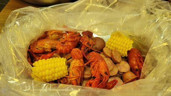 Boiled 1 lb crawfish and sausage, sauce on the side