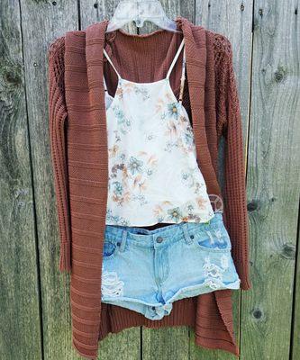 Loving this springtime outfit!