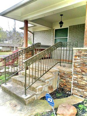 Custom iron hand railing