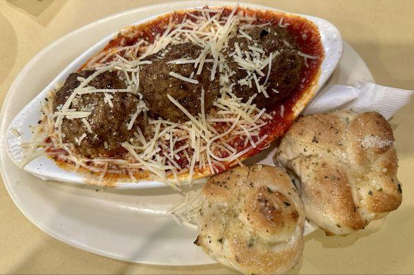 Meatballs (with garlic knots)