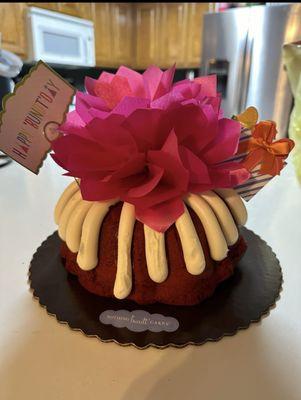 Red velvet bundt cake