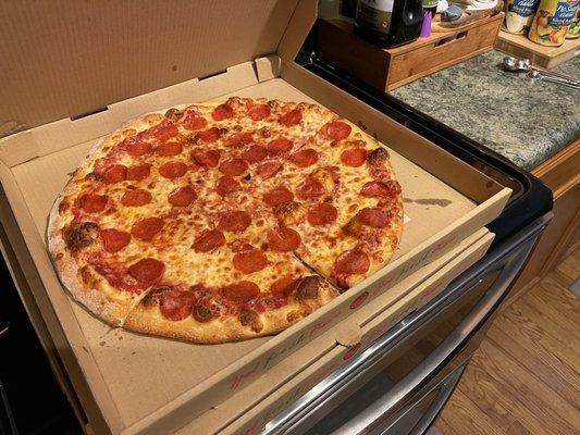 Pepperoni NY Thin Pizza