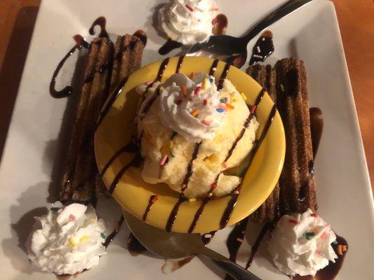 Churros with ice cream