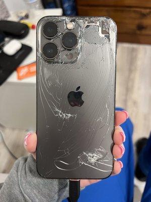 iPhone 13 Pro back glass destroyed by Apple of Montgomery Mall