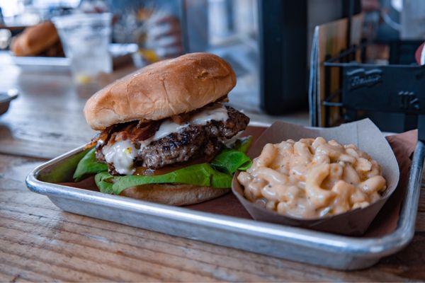 All American Burger & Mac.