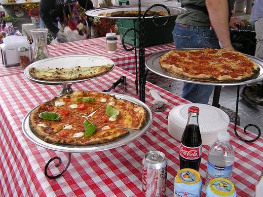 La Strada Dolce Pizza - Edmonds Farmers Market 2010