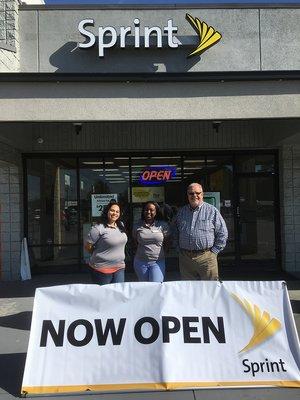 Villa Rica now has their own Sprint Store!