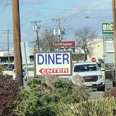 Diner sign on Route 10