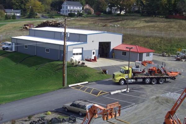 The big rental machines here on Rt. 41 in Gap just north of the Gap Town Clock.