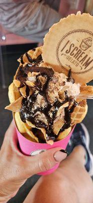 Bubble cone with smores ice cream