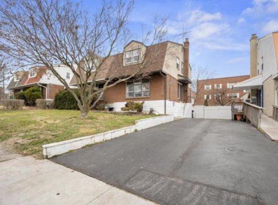 Homes for sale in Norristown!