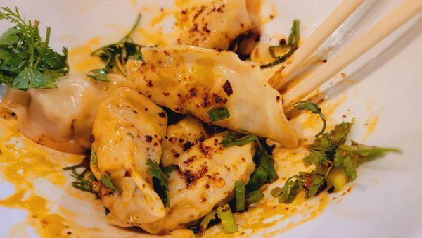 Dumplings w/ Chili Oil (Mixed Up)