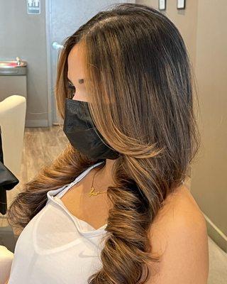 Cut and Style done by Leila Pirayesh.
Instagram is @style_byleila for more!