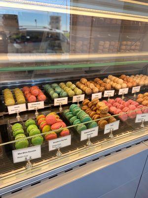 Le macarons :)