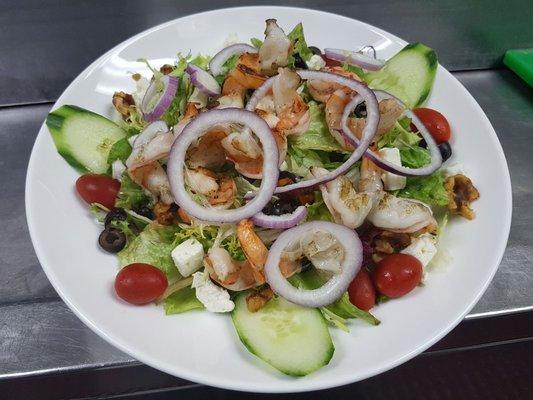 Grilled shrimp salad