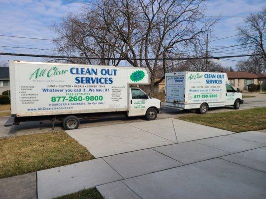 Oak Lawn junk removal job that was done in no-time with our large junk removal trucks!