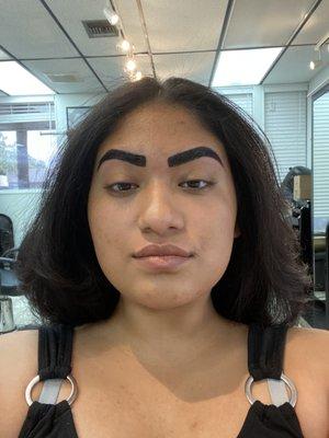 eyebrow tinting