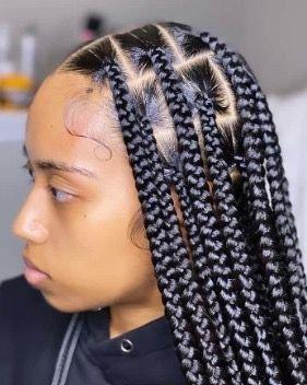 Big knotless braids