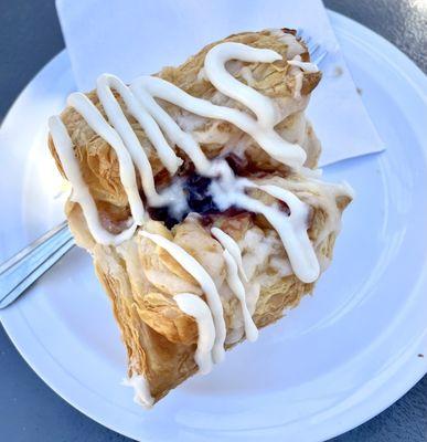 Raspberry puff pastry