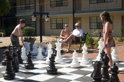 Play giant chess in the courtyard