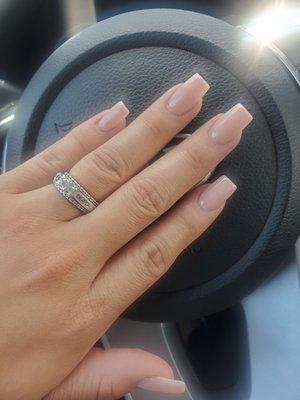 Nude color dip nails!