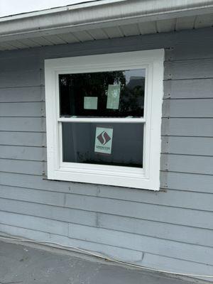 Single Hung Window