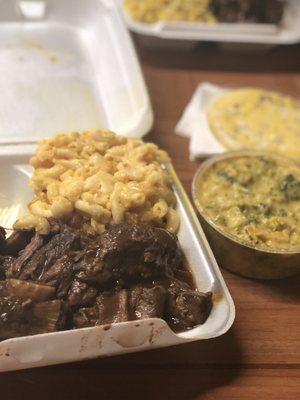 Short ribs in brown gravy, Mac and cheese, and cheesy broccoli