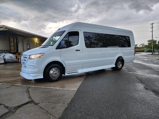 14 Passenger Mercedes Sprinter