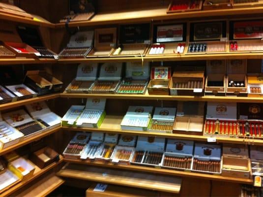 Walk in cigar humidor