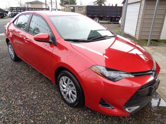 2019 Toyota Corolla LE 11,000 miles for $14995