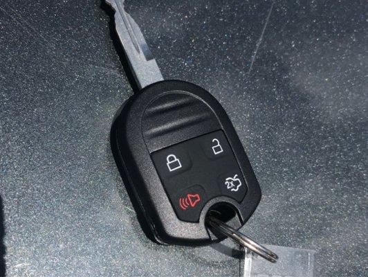 locksmith, locksmith near me, locksmith service, automotive locksmith, auto locksmith, car locksmith near me, car safety, duplicate ar key