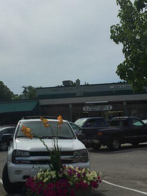 Wolfeboro Copy, Ship and More -- 36 Center Street, Wolfeborough         Storefront