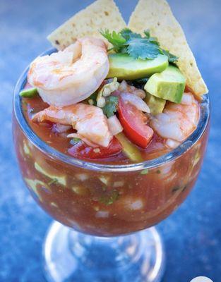 SHRIMP COCKTAILS