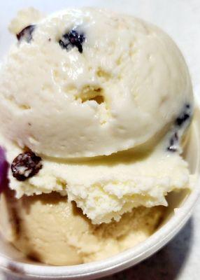 RUM RAISIN & BUTTER PECAN