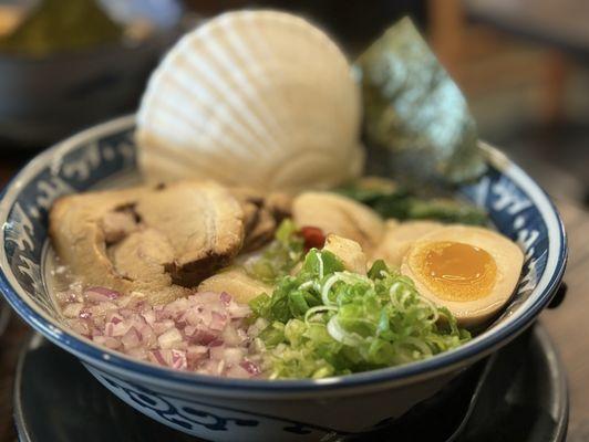 Scallop ramen