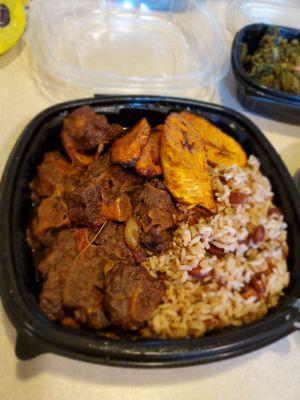 Oxtail with rice and peas and plaintains, very very good