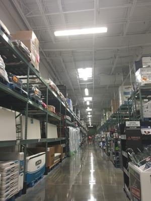 BJ's Wholesale of Taunton -- Northwoods Crossing : 2085 Bay Street, Taunton                    Interior