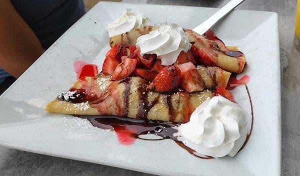 Chocolate Strawberry Crepe