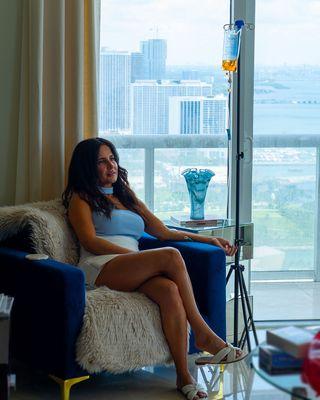 Experience the luxury of IV therapy in your Miami home. Enjoy the convenience of our IV infusion treatments at home.