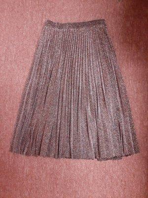 Pleated skirt