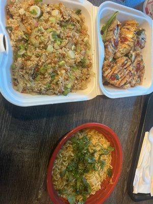 Fried rice , Kentucky (Spicy Tuna) and Ramen