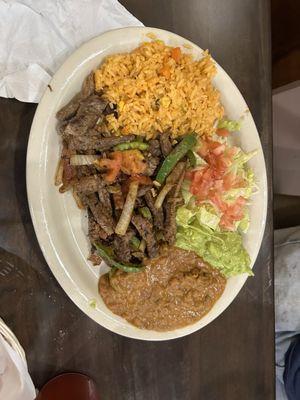 Beef fajita lunch special (Monday)