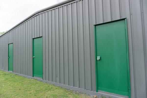 Exterior- 10'x10' units with regular doors