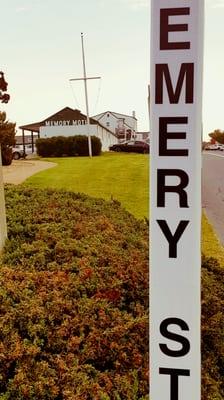 MEMORY  Motel.. On "EMERY"..STREET