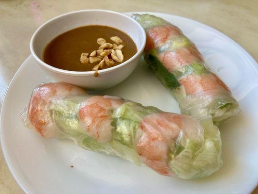 Shrimp and Salad Roll