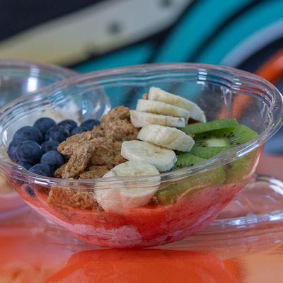 Strawberry smoothie bowl