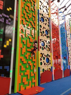 Climbing walls